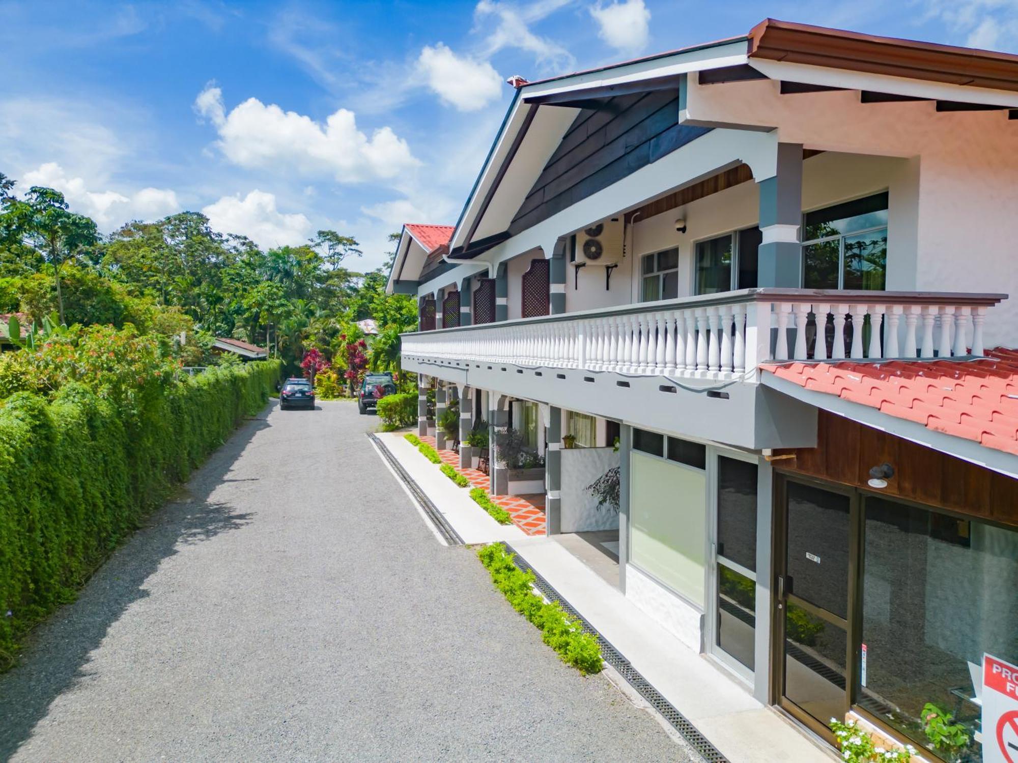 Hotel Sierra Arenal La Fortuna Exterior foto